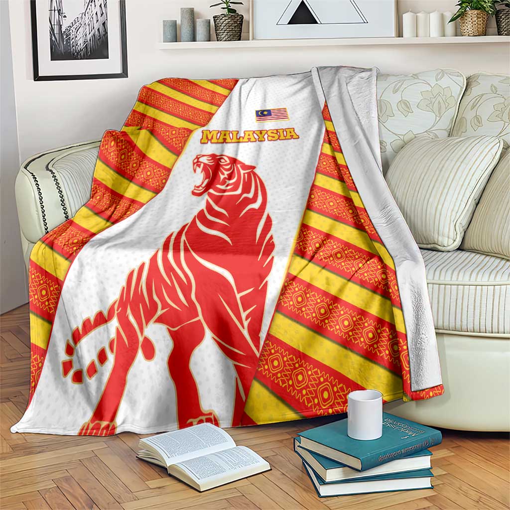 Malaysia National Crest Blanket with Red Tiger and Traditional Batik Yellow White