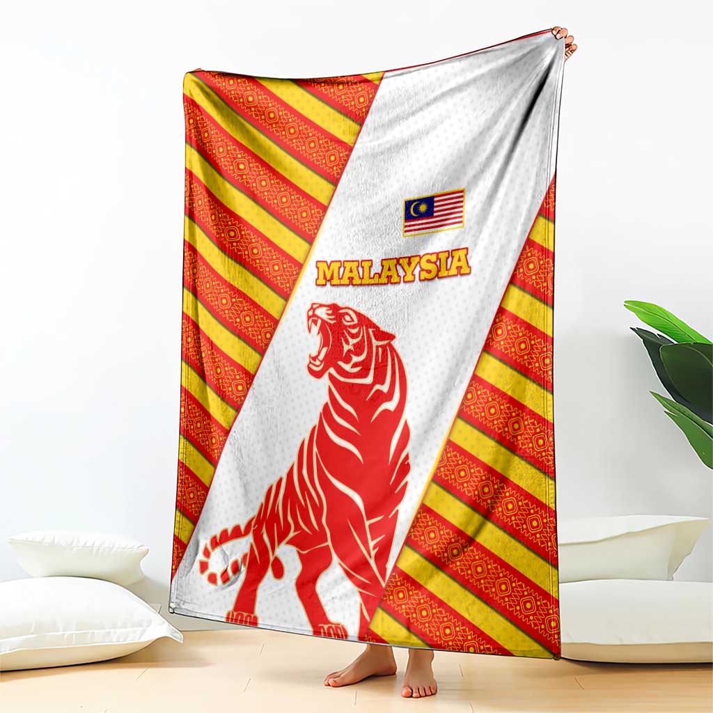 Malaysia National Crest Blanket with Red Tiger and Traditional Batik Yellow White