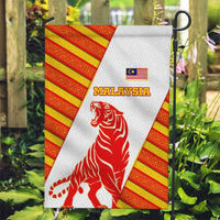 Malaysia National Crest Garden Flag with Red Tiger and Traditional Batik Yellow White
