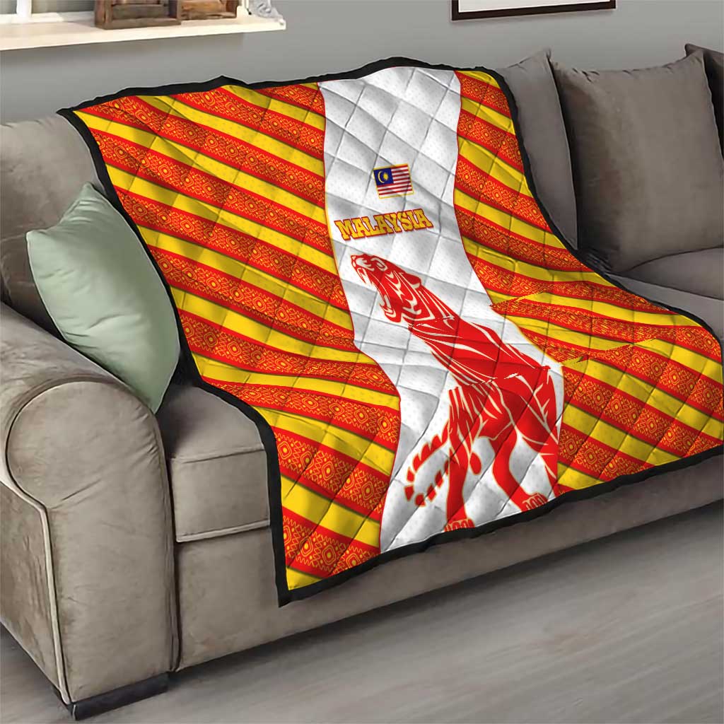 Malaysia National Crest Quilt with Red Tiger and Traditional Batik Yellow White