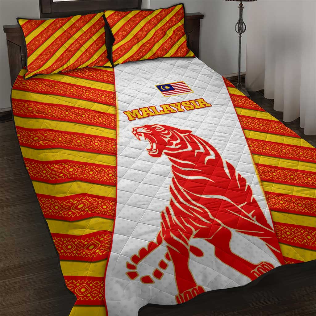 Malaysia National Crest Quilt Bed Set with Red Tiger and Traditional Batik Yellow White