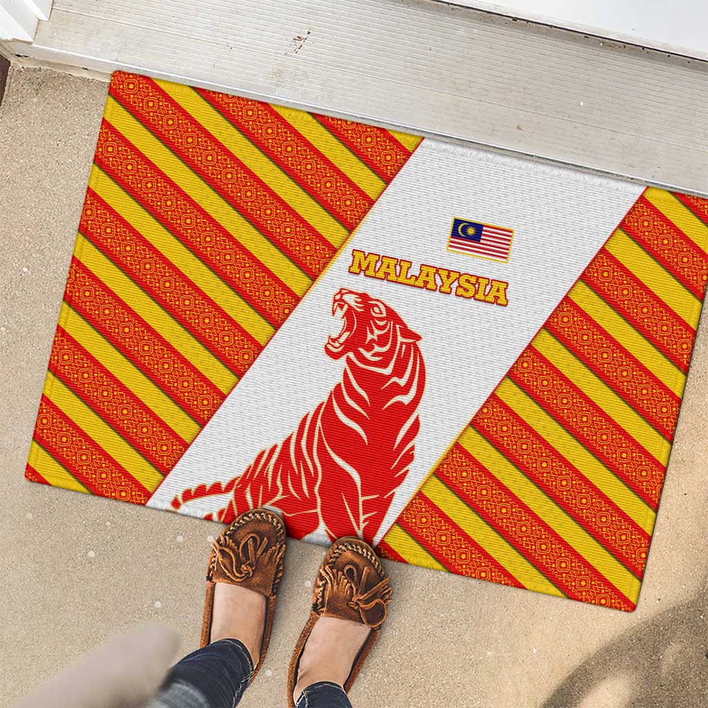 Malaysia National Crest Rubber Doormat with Red Tiger and Traditional Batik Yellow White