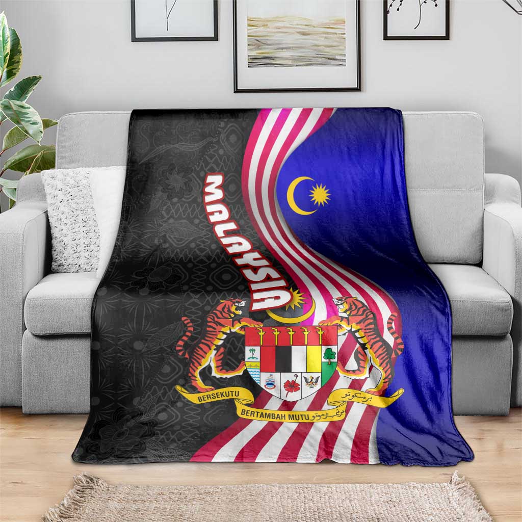 Malaysia Coat of Arms Blanket with National Flag and Black Batik Pattern