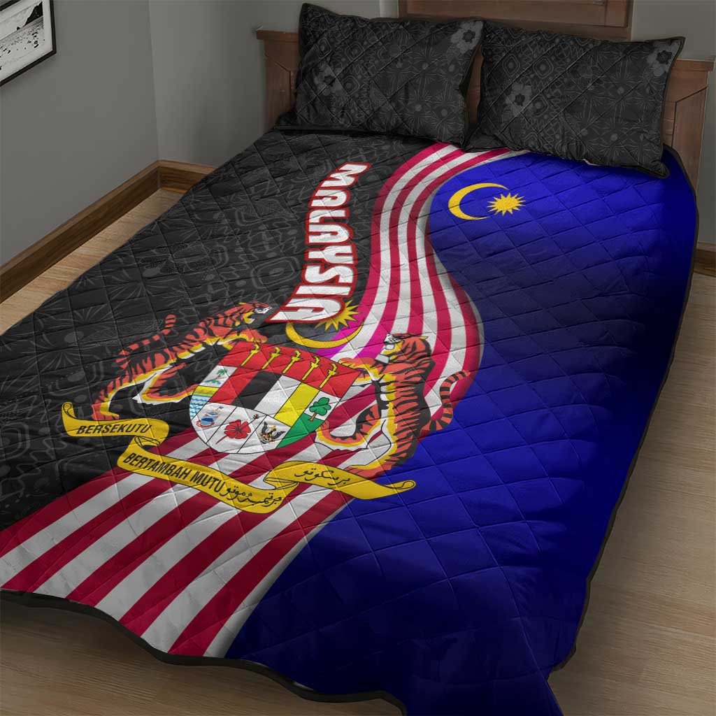 Malaysia Coat of Arms Quilt Bed Set with National Flag and Black Batik Pattern