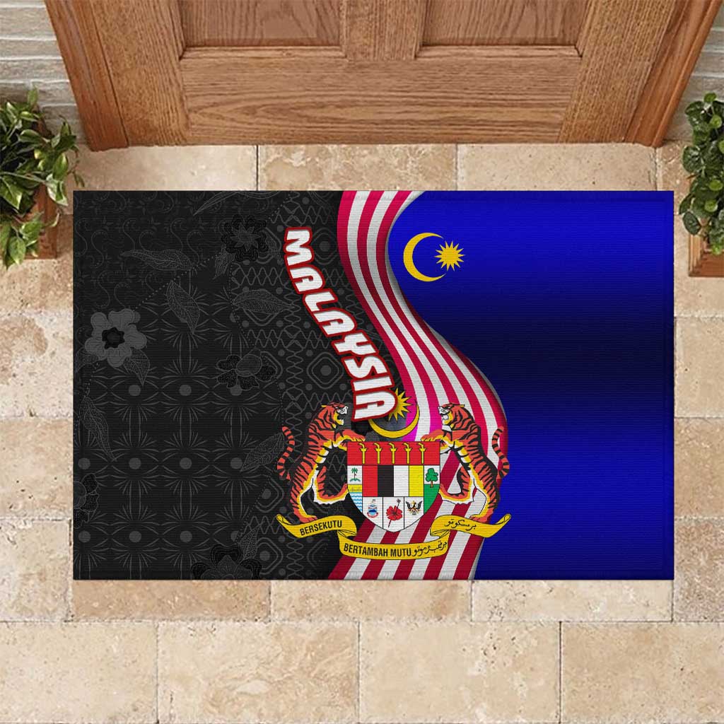 Malaysia Coat of Arms Rubber Doormat with National Flag and Black Batik Pattern
