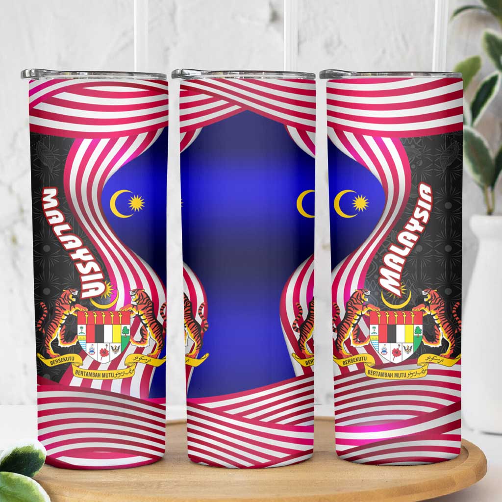 Malaysia Coat of Arms Skinny Tumbler with National Flag and Black Batik Pattern