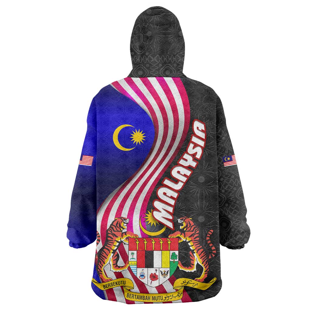 Malaysia Coat of Arms Wearable Blanket Hoodie with National Flag and Black Batik Pattern