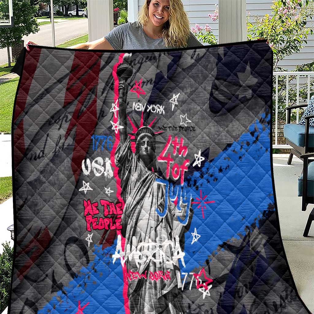 4th of July Graffiti Quilt with Statue of Liberty and American Independence Street Art Design - Wonder Print Shop