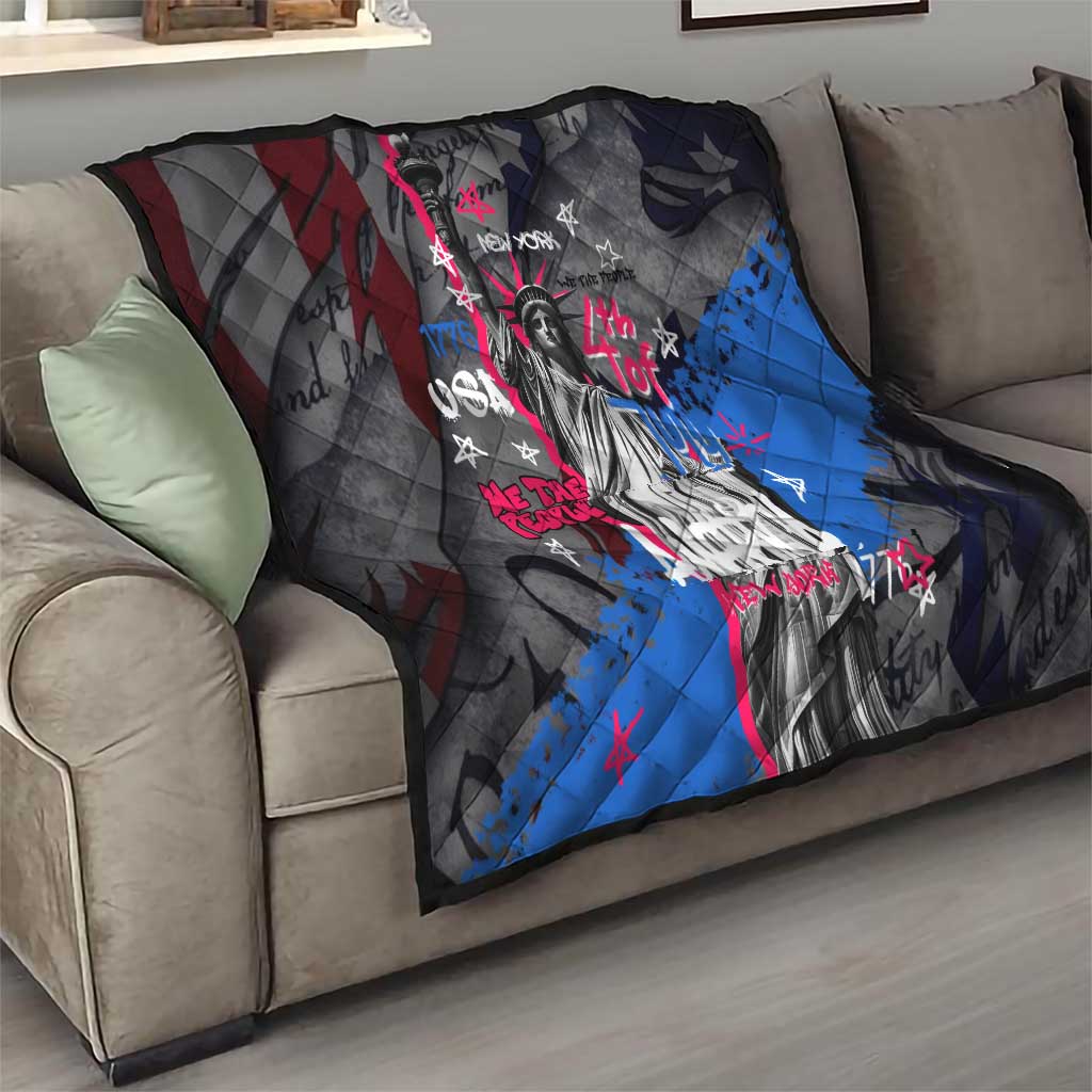 4th of July Graffiti Quilt with Statue of Liberty and American Independence Street Art Design - Wonder Print Shop
