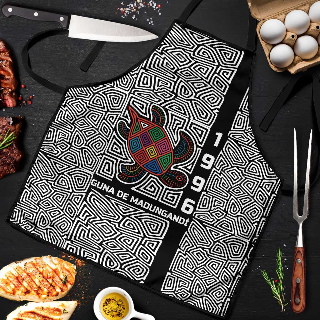 Indigenous Regions of Panama Guna de Madungandí Apron with Colorful Turtle and Black White Geometric Pattern - Wonder Print Shop