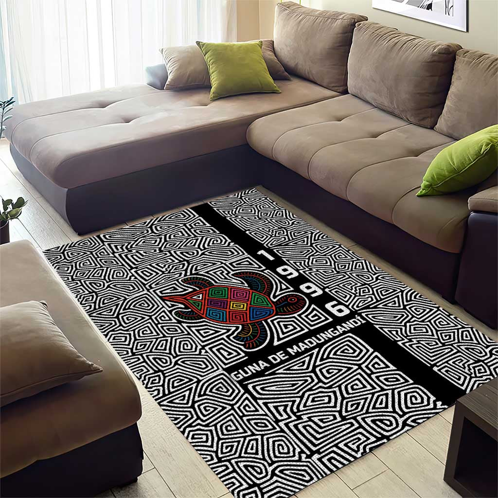 Indigenous Regions of Panama Guna de Madungandí Area Rug with Colorful Turtle and Black White Geometric Pattern - Wonder Print Shop