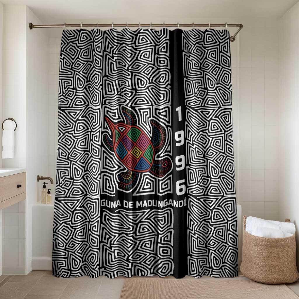 Indigenous Regions of Panama Guna de Madungandí Bathroom Set with Colorful Turtle and Black White Geometric Pattern - Wonder Print Shop