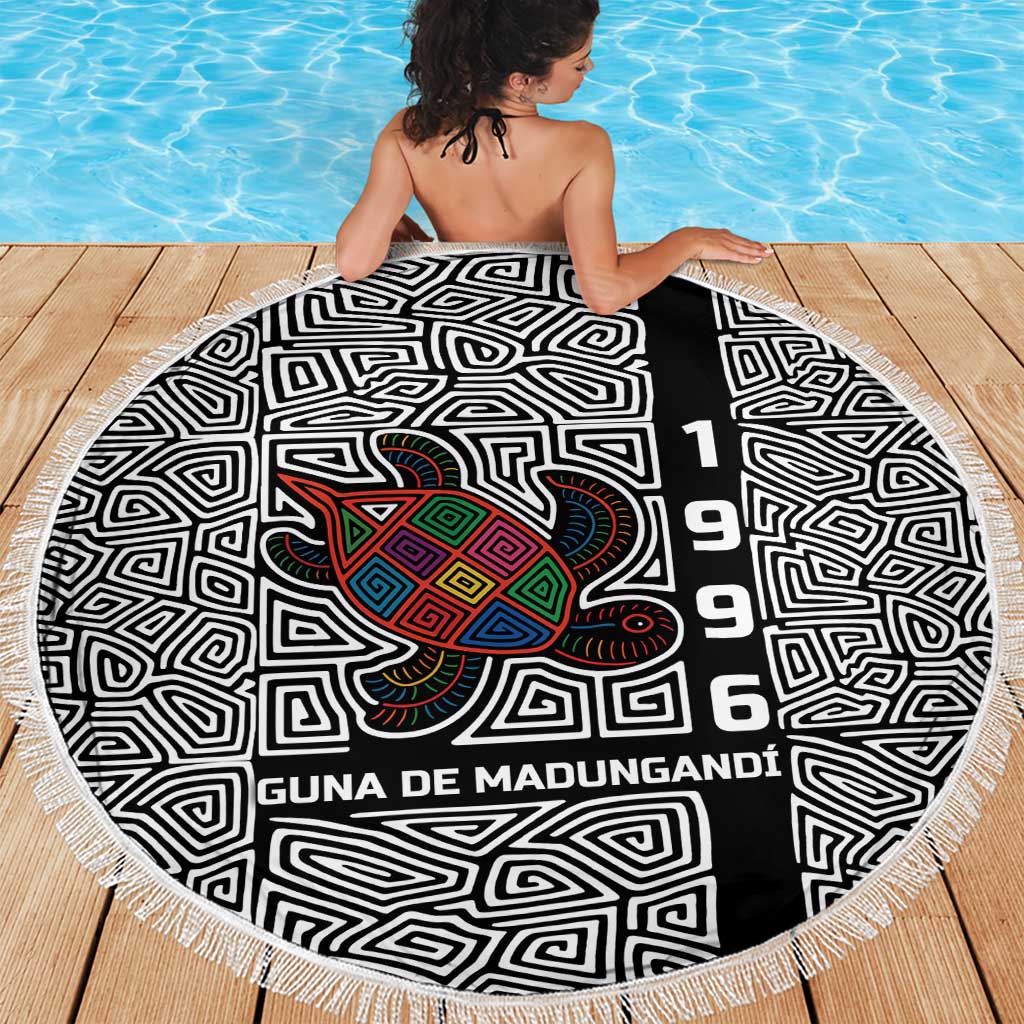 Indigenous Regions of Panama Guna de Madungandí Beach Blanket with Colorful Turtle and Black White Geometric Pattern - Wonder Print Shop