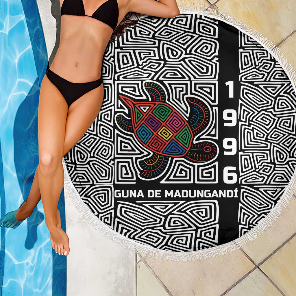 Indigenous Regions of Panama Guna de Madungandí Beach Blanket with Colorful Turtle and Black White Geometric Pattern - Wonder Print Shop