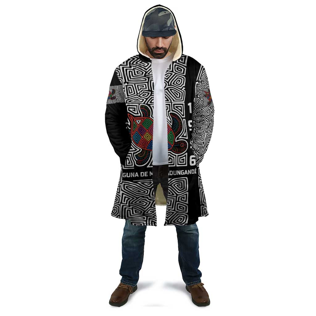 Indigenous Regions of Panama Guna de Madungandí Cloak with Colorful Turtle and Black White Geometric Pattern - Wonder Print Shop