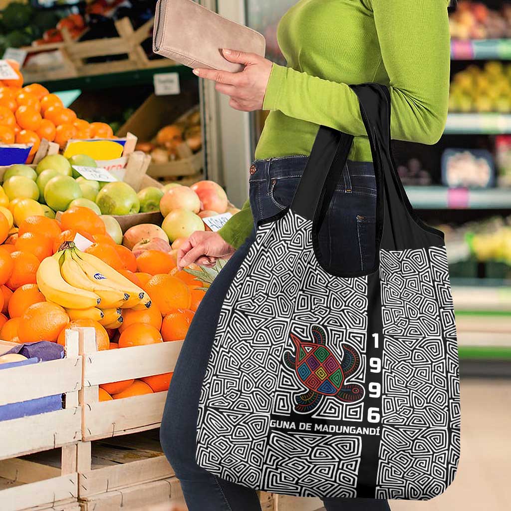 Indigenous Regions of Panama Guna de Madungandí Grocery Bag with Colorful Turtle and Black White Geometric Pattern - Wonder Print Shop