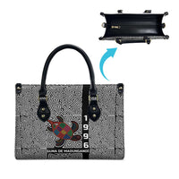 Indigenous Regions of Panama Guna de Madungandí Leather Bag with Colorful Turtle and Black White Geometric Pattern - Wonder Print Shop