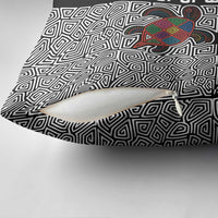 Indigenous Regions of Panama Guna de Madungandí Pillow Cover with Colorful Turtle and Black White Geometric Pattern - Wonder Print Shop