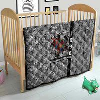 Indigenous Regions of Panama Guna de Madungandí Quilt with Colorful Turtle and Black White Geometric Pattern - Wonder Print Shop