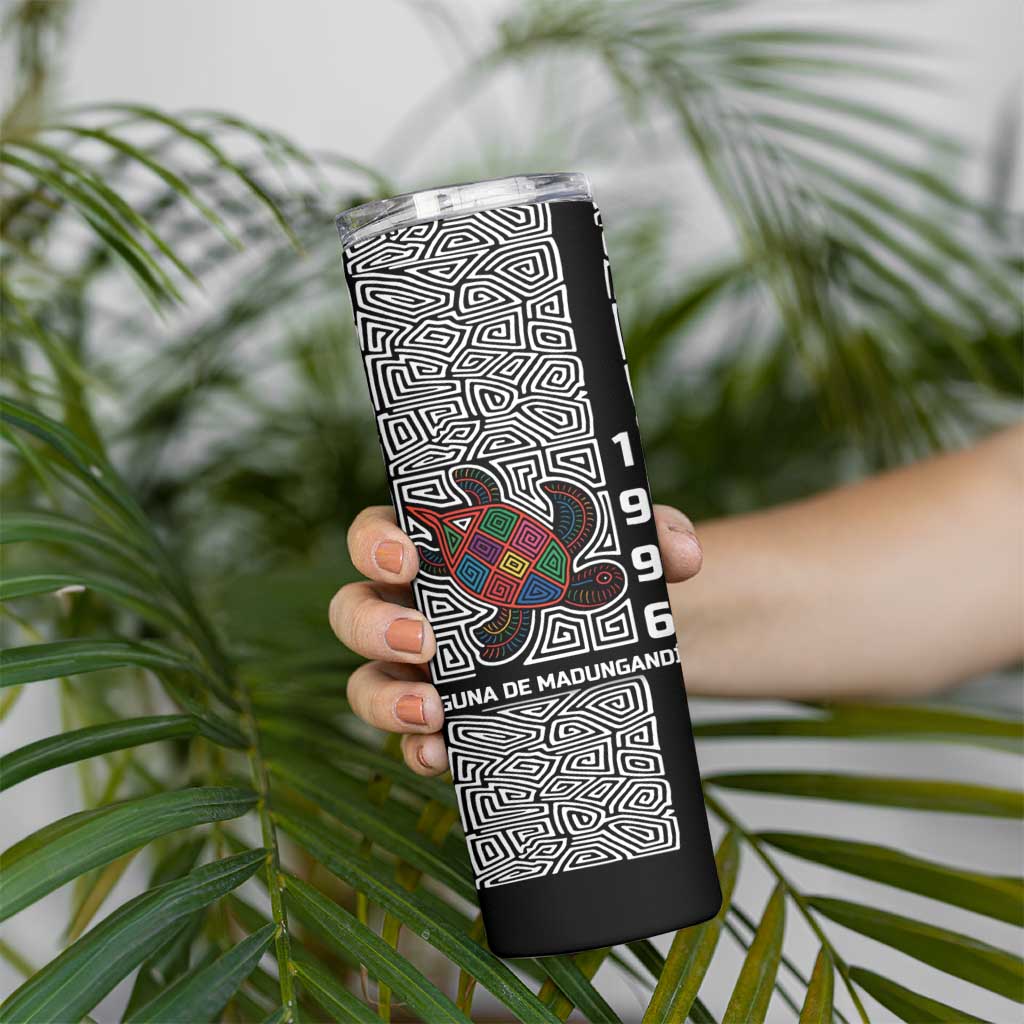 Indigenous Regions of Panama Guna de Madungandí Skinny Tumbler with Colorful Turtle and Black White Geometric Pattern - Wonder Print Shop