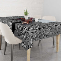 Indigenous Regions of Panama Guna de Madungandí Tablecloth with Colorful Turtle and Black White Geometric Pattern - Wonder Print Shop