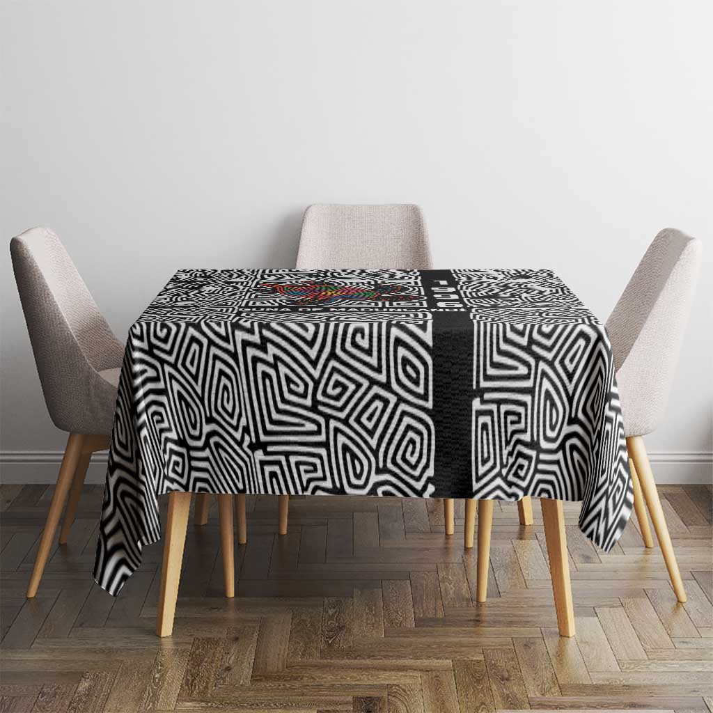 Indigenous Regions of Panama Guna de Madungandí Tablecloth with Colorful Turtle and Black White Geometric Pattern - Wonder Print Shop