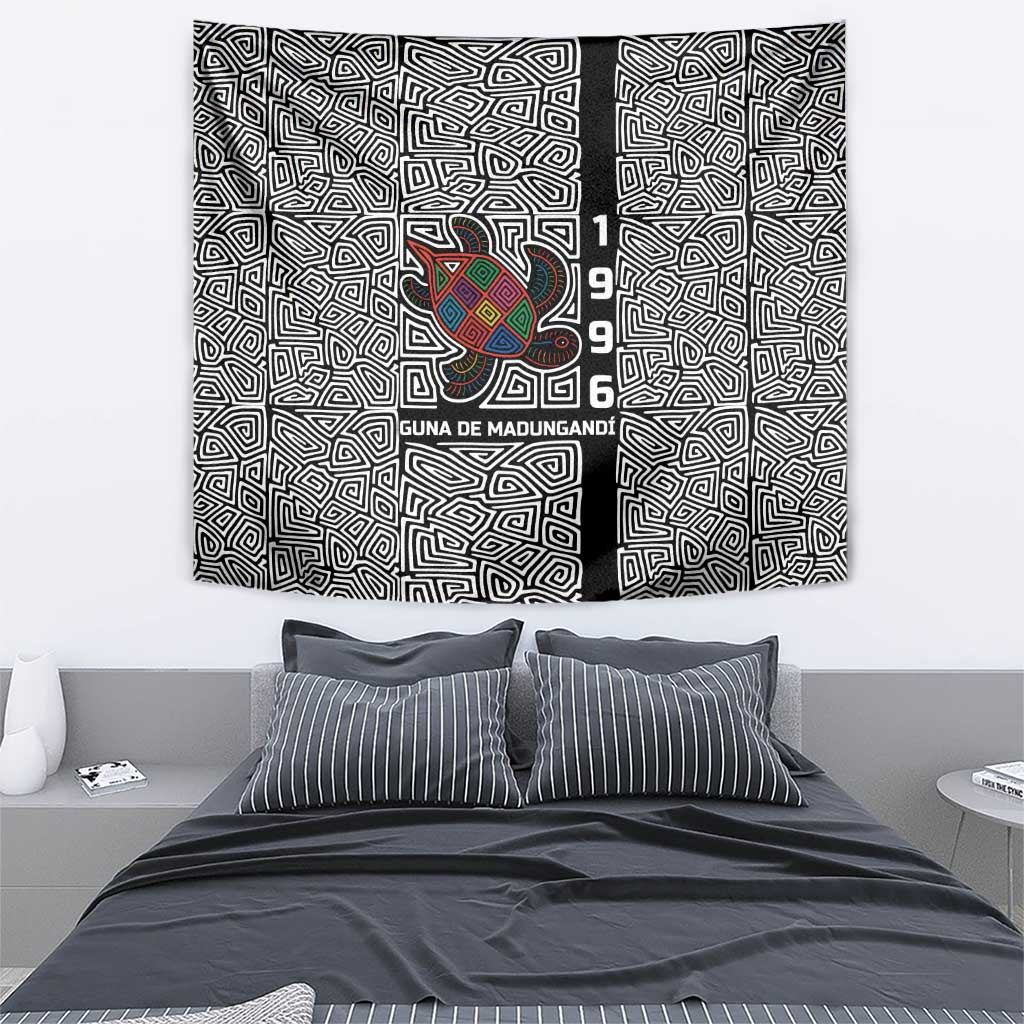 Indigenous Regions of Panama Guna de Madungandí Tapestry with Colorful Turtle and Black White Geometric Pattern - Wonder Print Shop