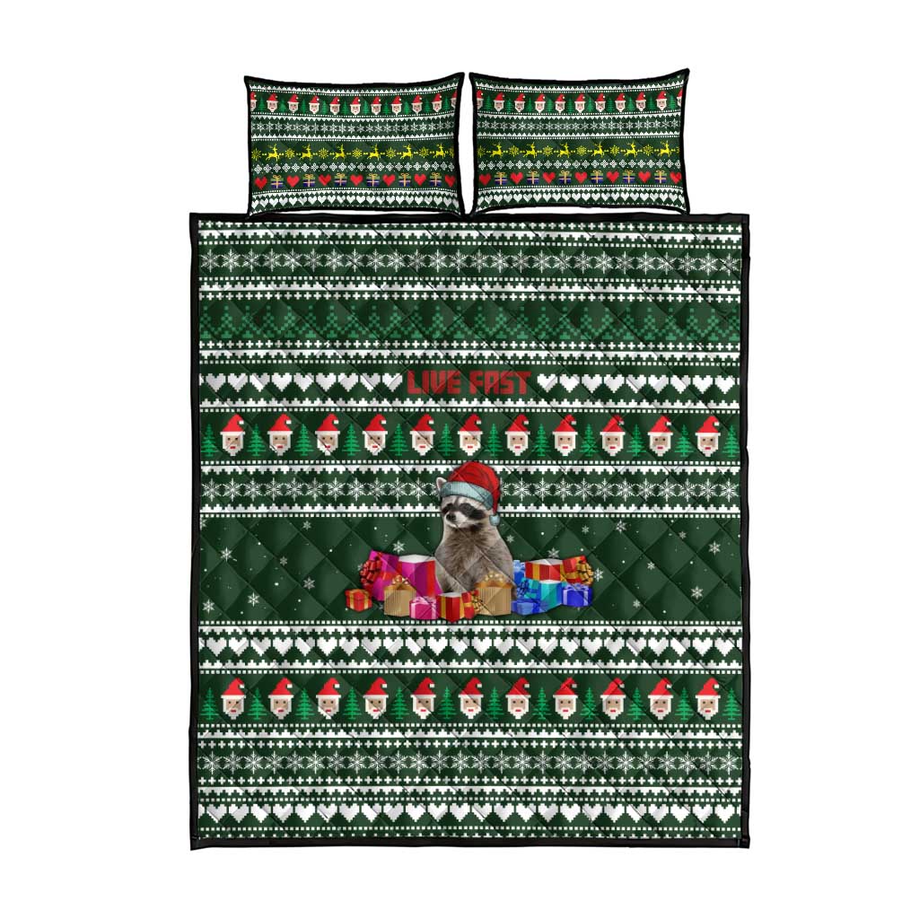 Sloth Christmas Quilt Bed Set with Santa Hat, Presents, and Festive Pattern - Wonder Print Shop