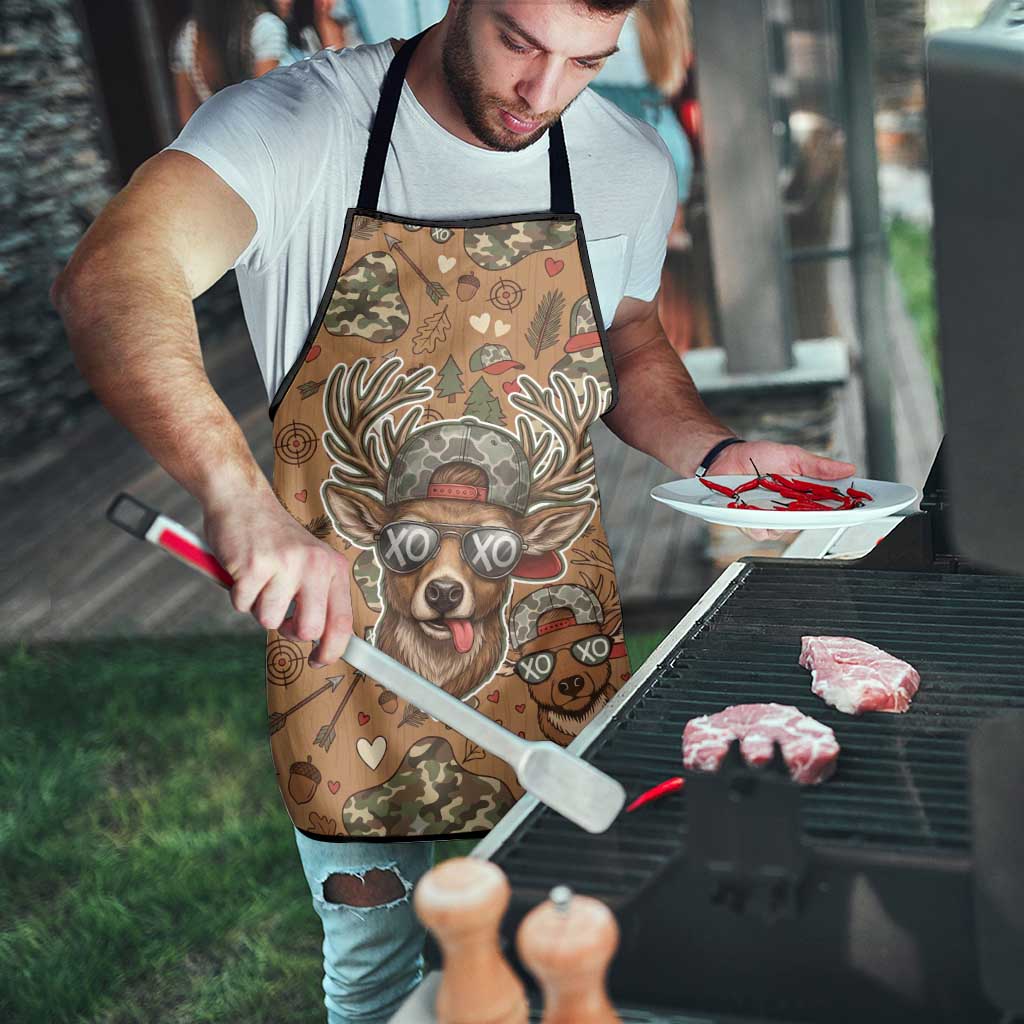 Valentine Buck Apron with Camo Cap and XOXO Pattern Retro Hunting