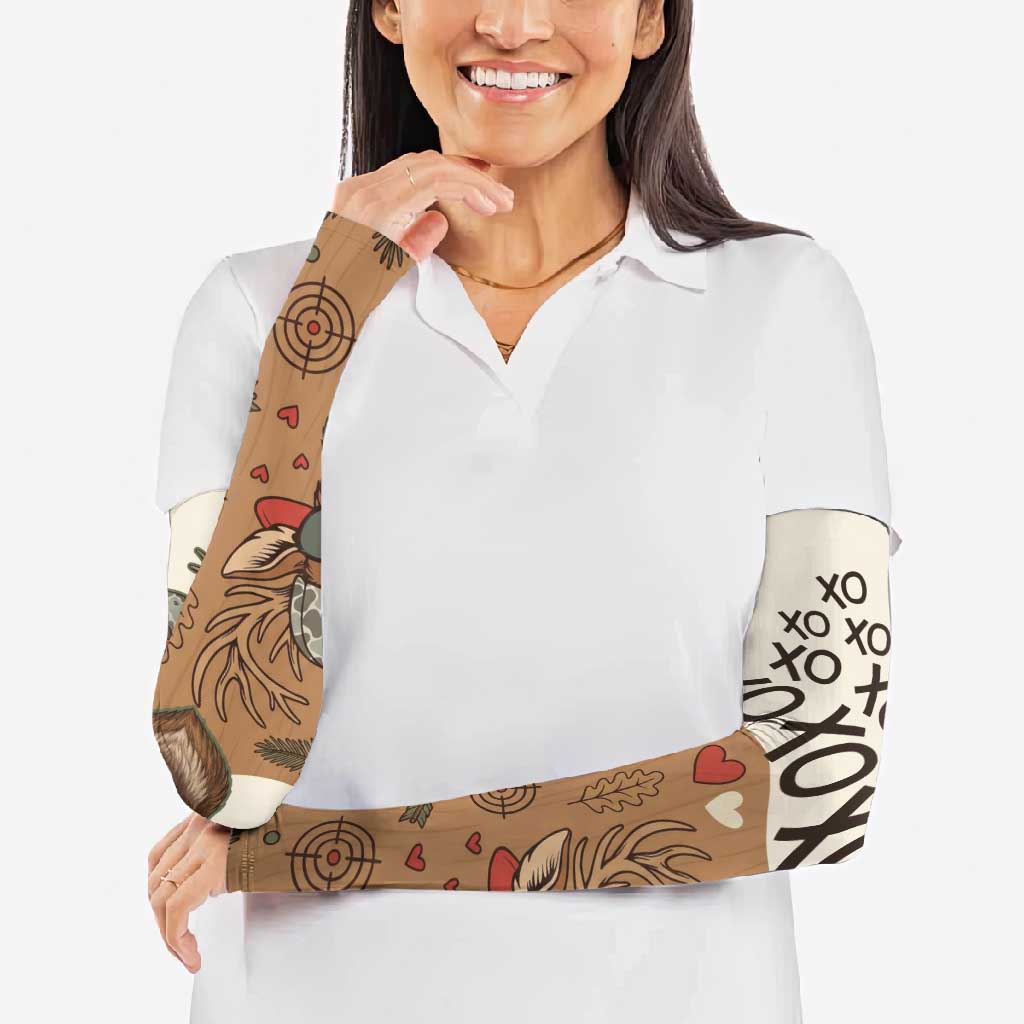 Valentine Buck Arm Sleeves with Camo Cap and XOXO Pattern Retro Hunting