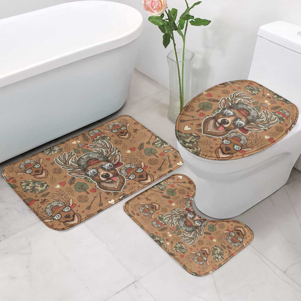 Valentine Buck Bathroom Set with Camo Cap and XOXO Pattern Retro Hunting