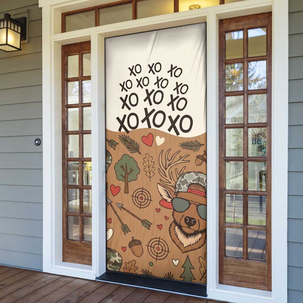 Valentine Buck Door Cover with Camo Cap and XOXO Pattern Retro Hunting