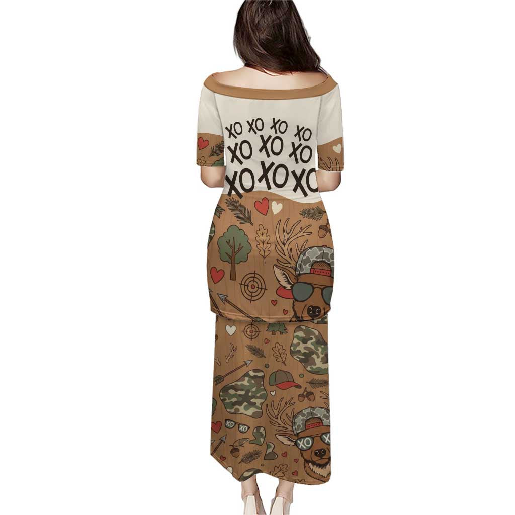 Valentine Buck Puletasi with Camo Cap and XOXO Pattern Retro Hunting