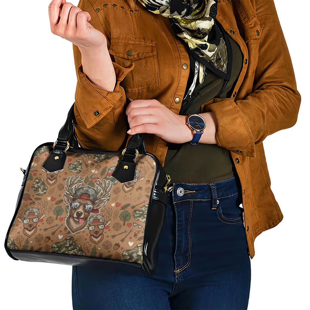Valentine Buck Shoulder Handbag with Camo Cap and XOXO Pattern Retro Hunting
