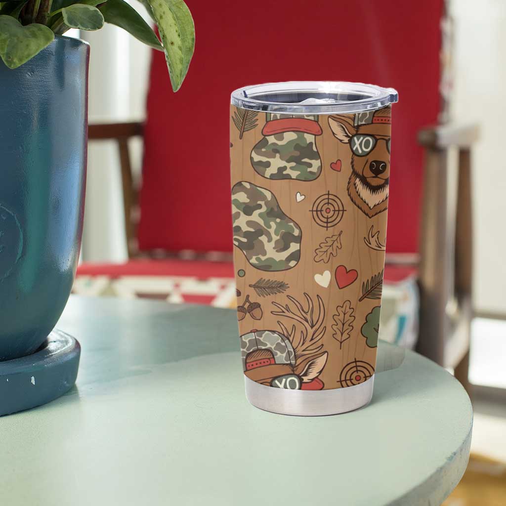 Valentine Buck Tumbler Cup with Camo Cap and XOXO Pattern Retro Hunting