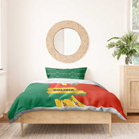 Bolivia Flag Color Bedding Set with National Crest, Andean Pattern and Condor Graphic