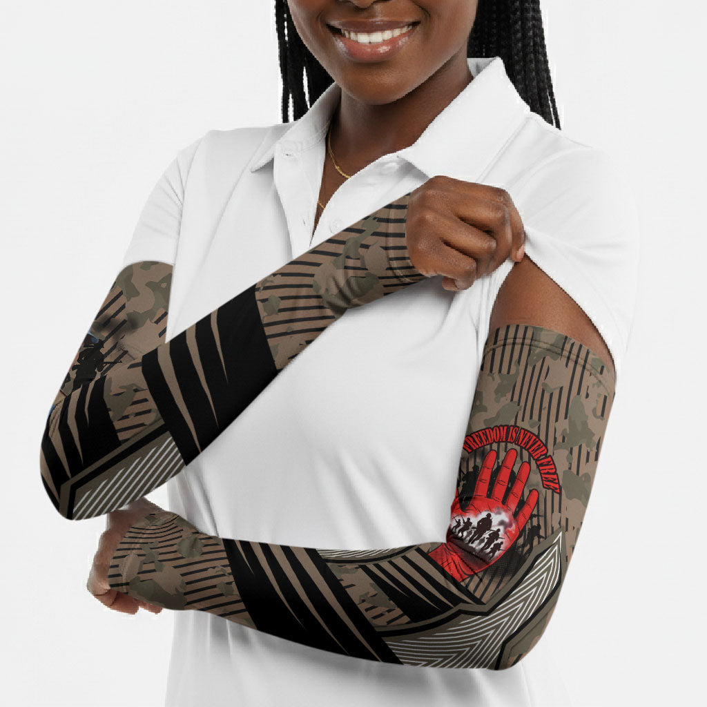 Freddie Stowers African American Arm Sleeves Medal Of Honor Red Hand - Military Camouflage Striped World War I