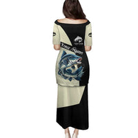 Catfish Fishing Customize Name Family Matching Puletasi and Hawaiian Shirt Splash Effect and Black Cream Split Design - Wonder Print Shop