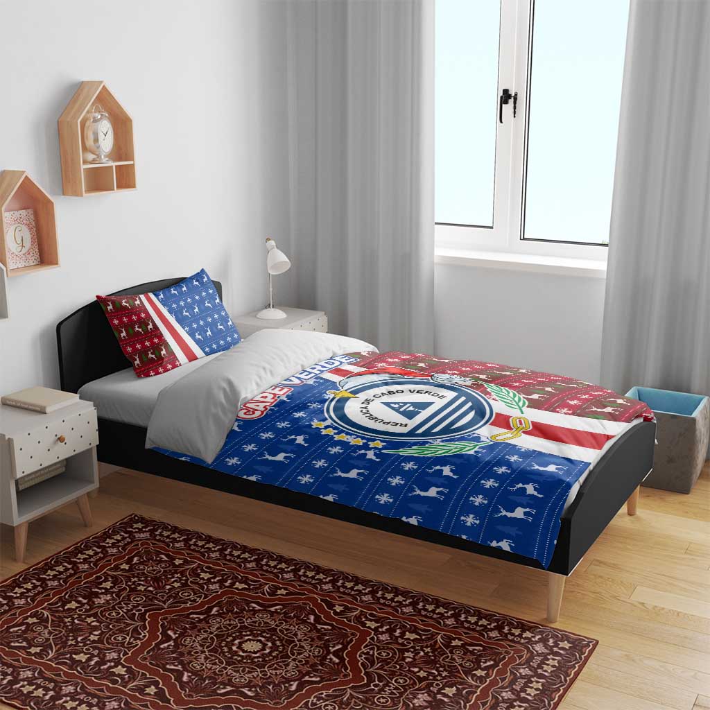 Cape Verde Christmas Bedding Set with Red and Blue Festive Pattern Christmas Tree and National Emblem Motif - Wonder Print Shop