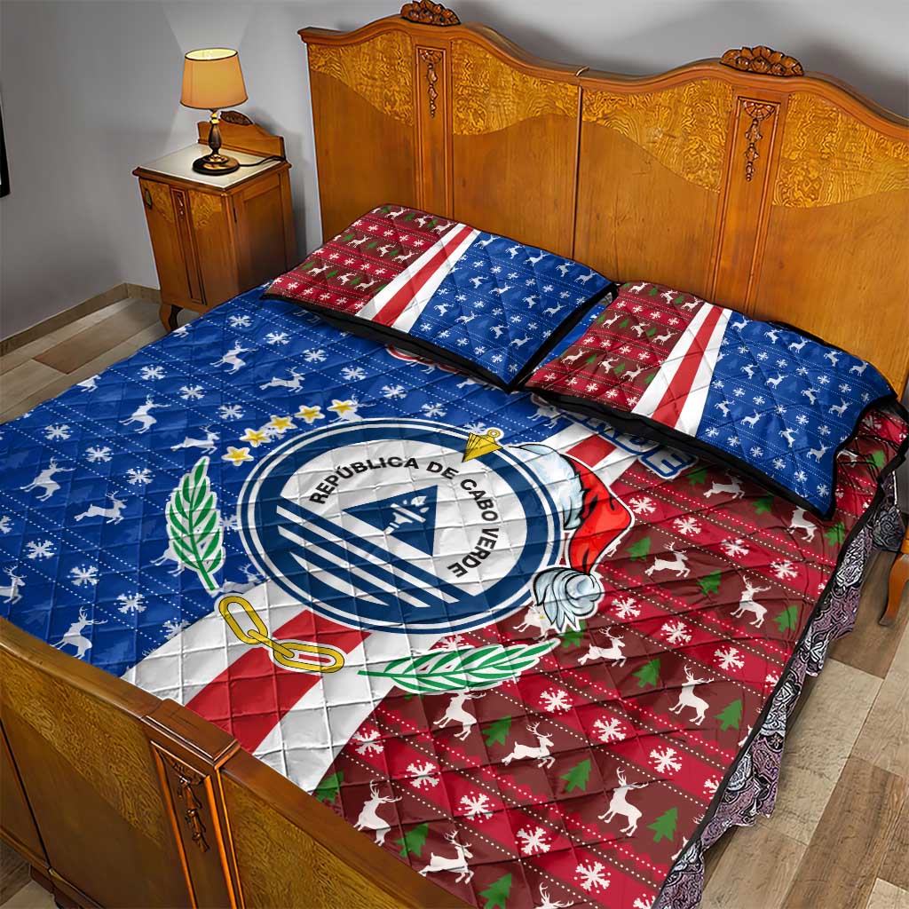Cape Verde Christmas Quilt Bed Set with Red and Blue Festive Pattern Christmas Tree and National Emblem Motif - Wonder Print Shop