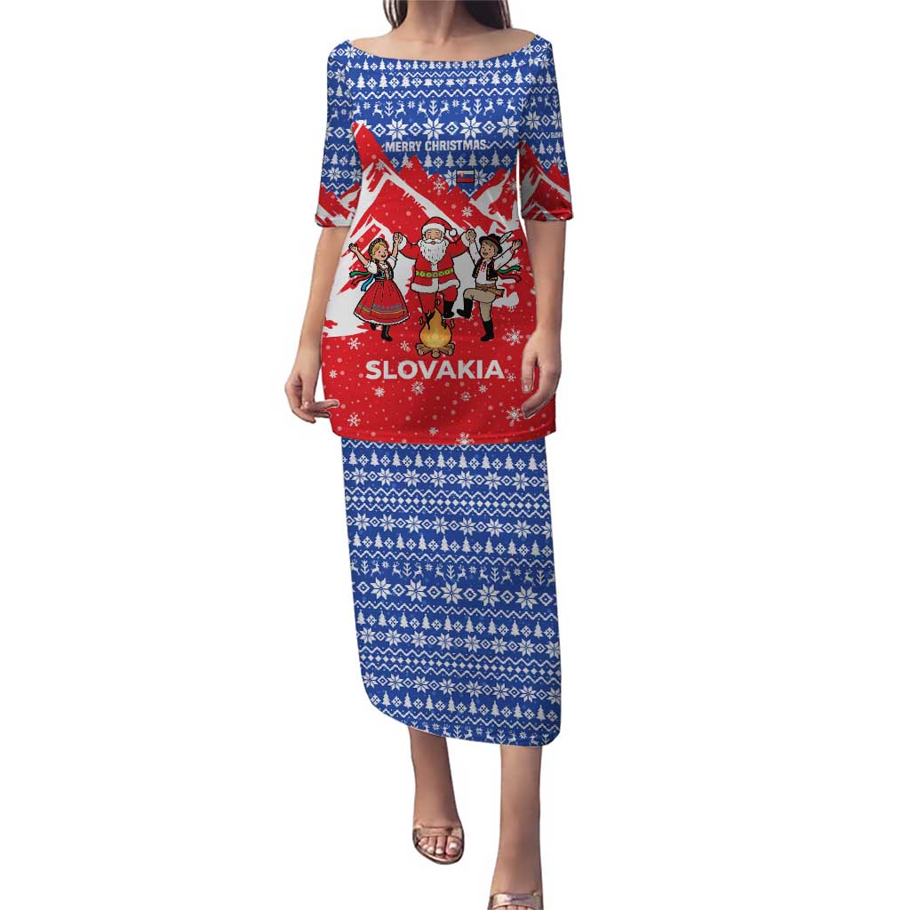 Slovakia Christmas Puletasi with Santa and Dancers by Campfire Snowy Mountains and Red Blue Snowflake Pattern Design - Wonder Print Shop