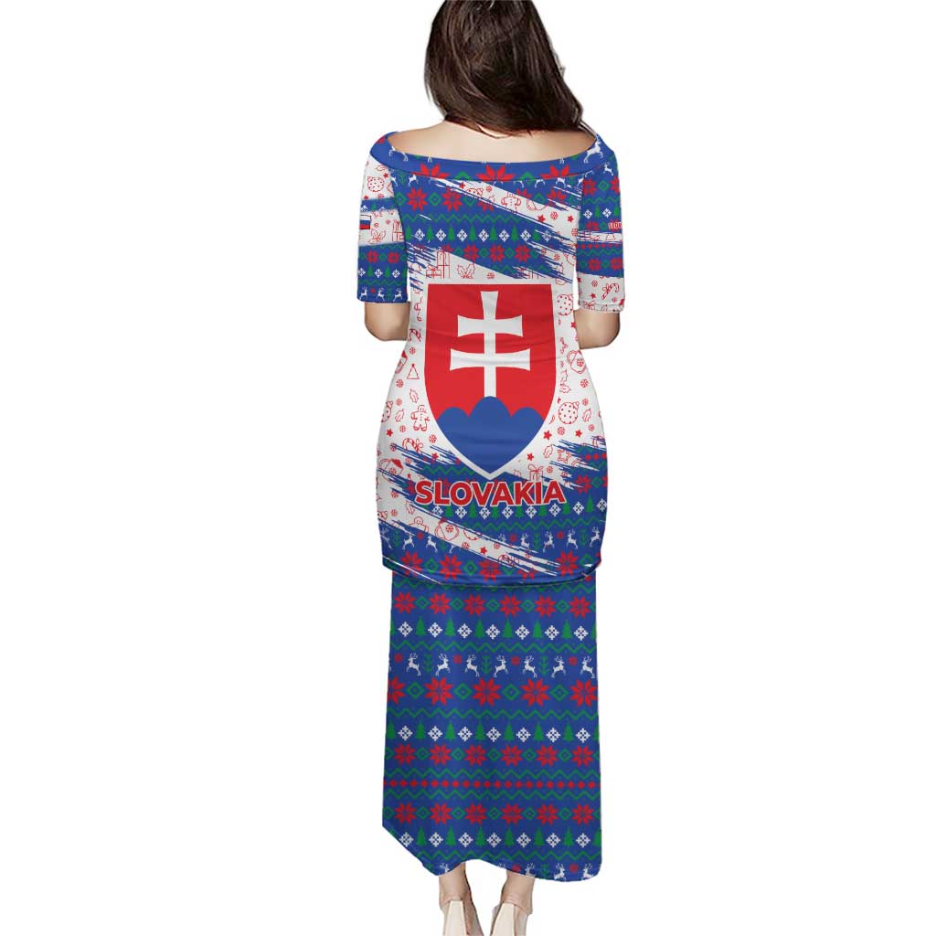 Slovakia Christmas Puletasi with Bear Holding Tree Gingerbread Cookies and Red Blue Snowflake Pattern Design - Wonder Print Shop