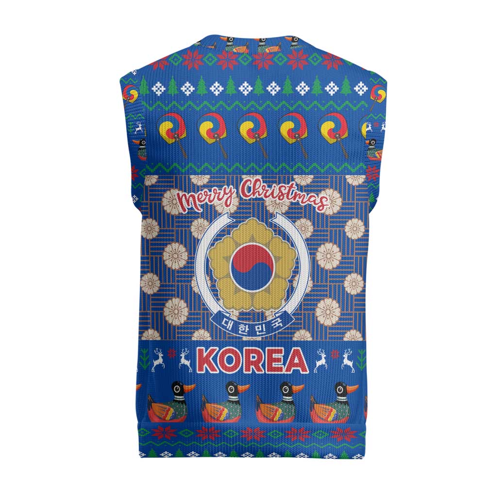 Korea Christmas Knitted V-Neck Vest with Bear in Hanbok National Emblem and Traditional Boat Pattern Design - Wonder Print Shop