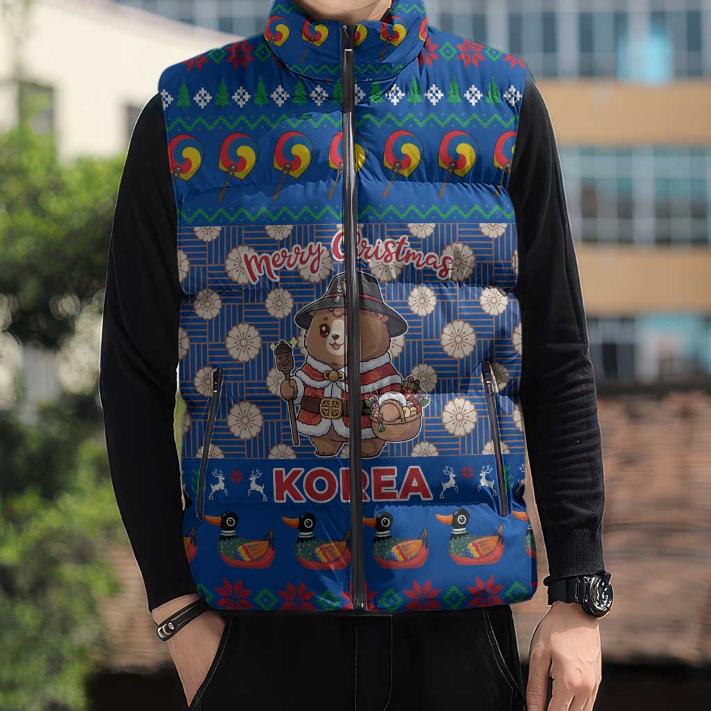 Korea Christmas Sleeveless Puffer Jacket with Bear in Hanbok National Emblem and Traditional Boat Pattern Design - Wonder Print Shop