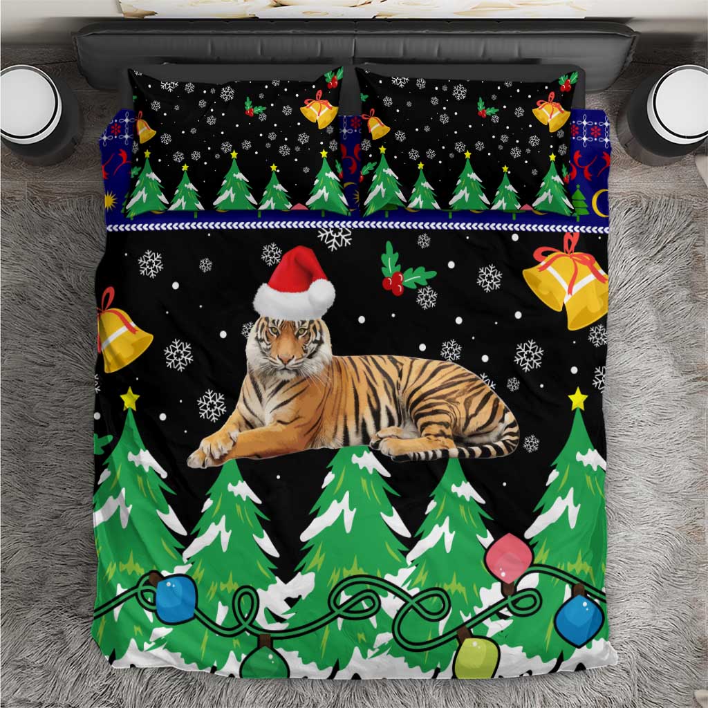 Malaysia Christmas Bedding Set with Tiger Santa Hat Snowflakes and Holiday Tree Pattern - Wonder Print Shop