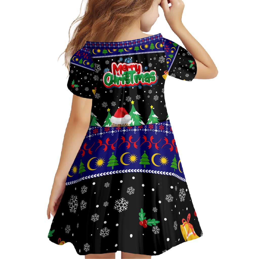 Malaysia Christmas Family Matching Off Shoulder Maxi Dress and Hawaiian Shirt with Tiger Santa Hat Snowflakes and Holiday Tree Pattern - Wonder Print Shop