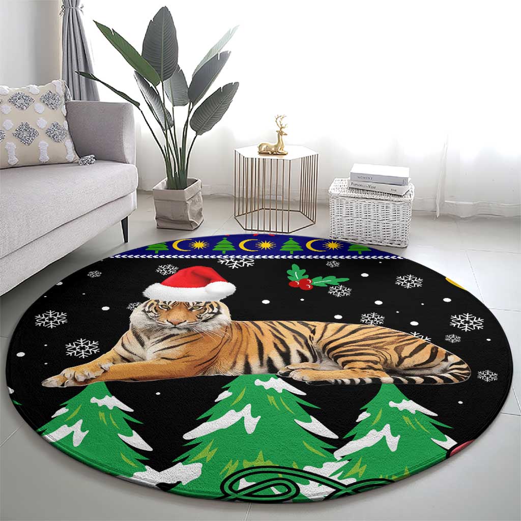 Malaysia Christmas Round Carpet with Tiger Santa Hat Snowflakes and Holiday Tree Pattern - Wonder Print Shop