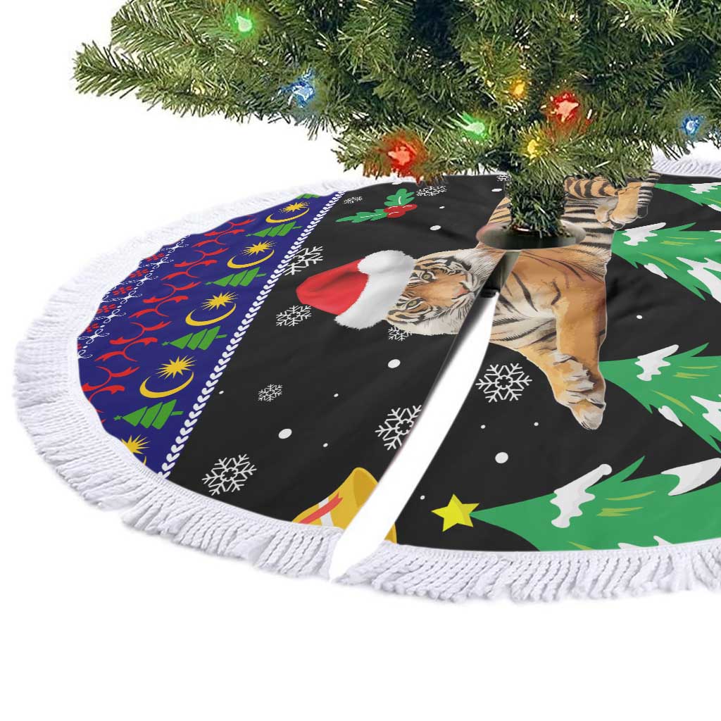 Malaysia Christmas Tree Skirt with Tiger Santa Hat Snowflakes and Holiday Tree Pattern - Wonder Print Shop