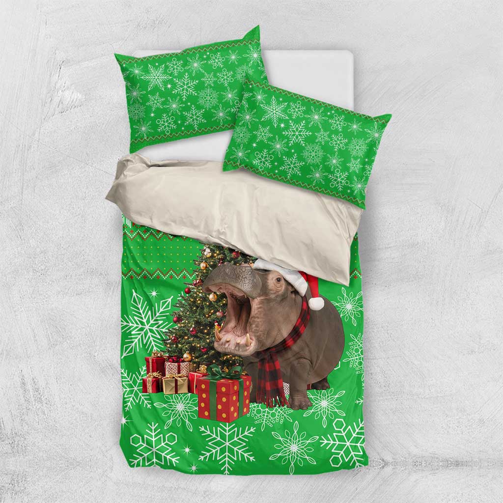 Mali Christmas Bedding Set with Hippo Santa Hat Snowflakes and Holiday Gift - Wonder Print Shop