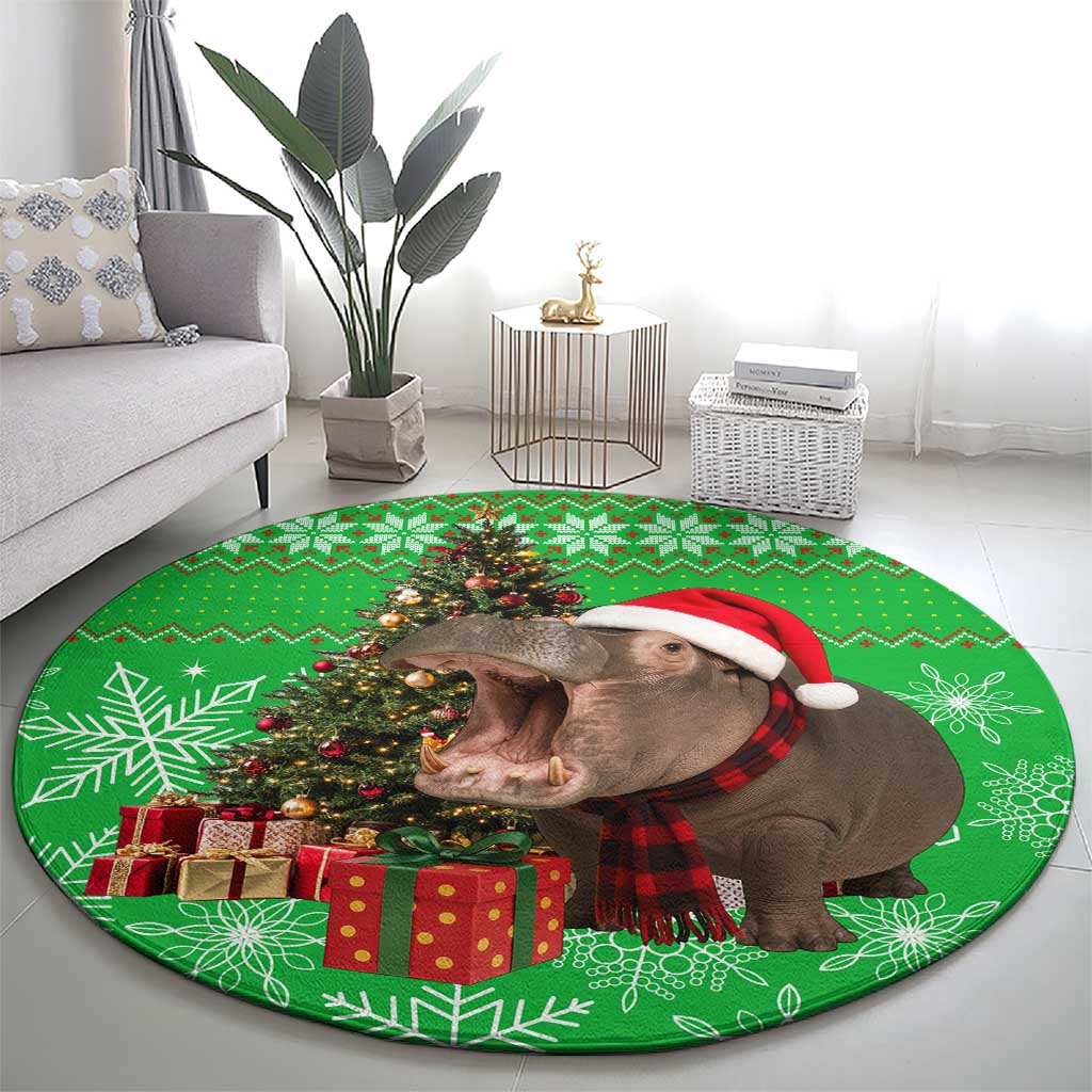 Mali Christmas Round Carpet with Hippo Santa Hat Snowflakes and Holiday Gift - Wonder Print Shop